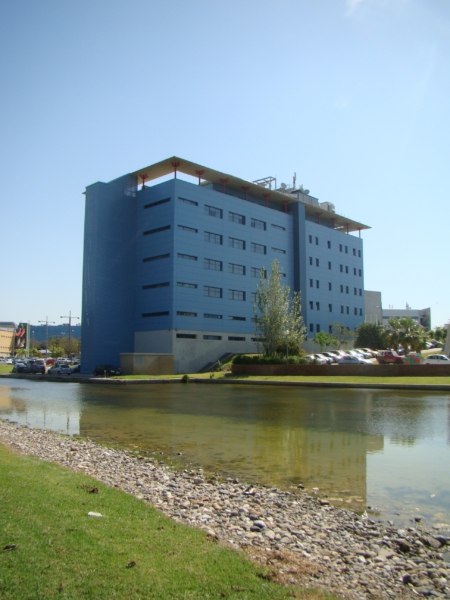 Edificio de Institutos Universitarios