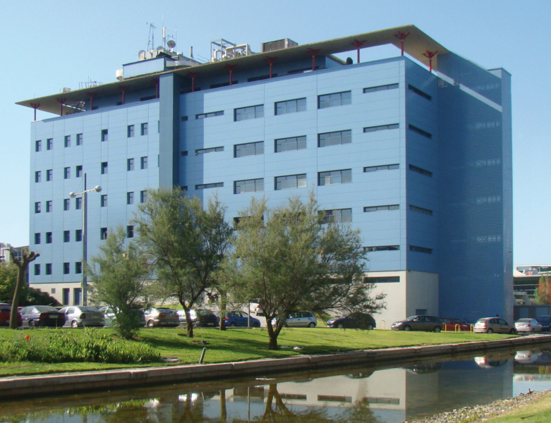 Edificio de Institutos Universitarios