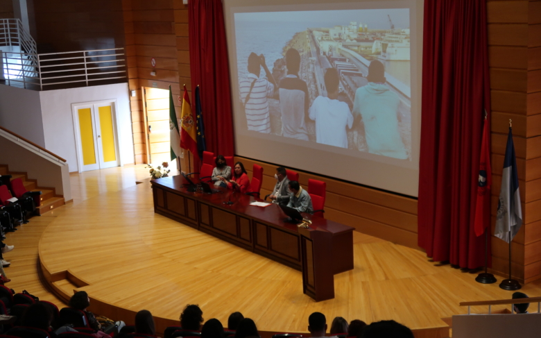 Una mirada humanista en la Jornada “Menores extranjeros no acompañados”