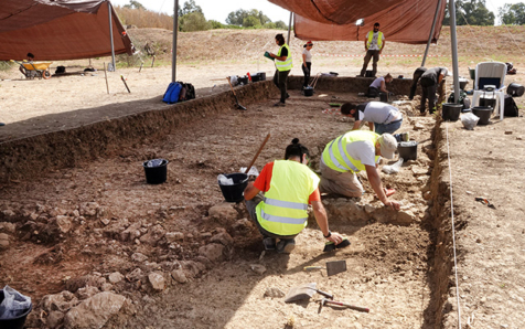 La Universidad retoma las excavaciones en el yacimiento fenicio del Cerro del Villar