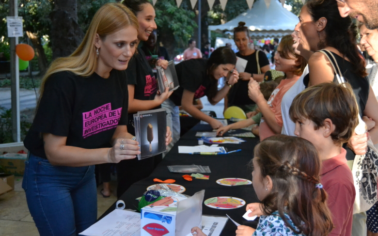 La ciencia conquista las calles de Málaga en La Noche Europea de los Investigadores