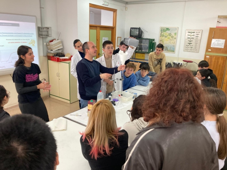 ‘Divulgando en las aulas’ cierra el curso con más de 70 talleres ofrecidos en centros educativos de Málaga