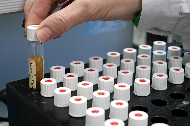 Optimizan el uso de aguas residuales para producir hidrógeno verde mediante inteligencia artificial